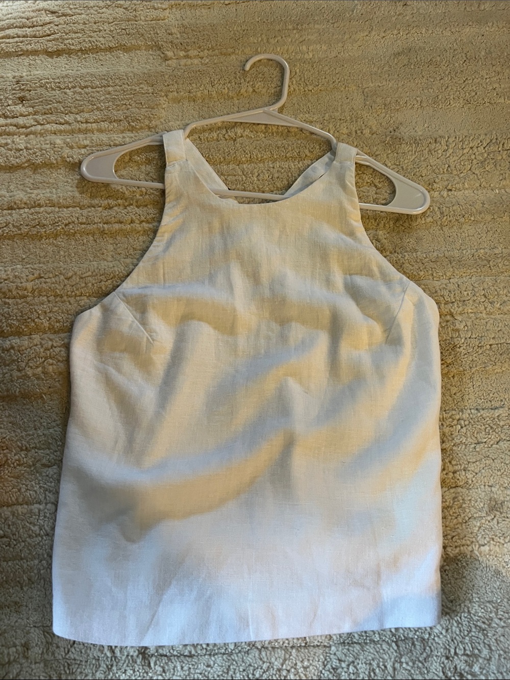 Abercrombie & Fitch White Sleeveless High-Neck Tank